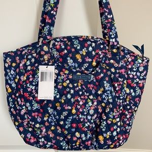 NWT Vera Bradley Glenna Purse Bag in Scattered Wildflowers.